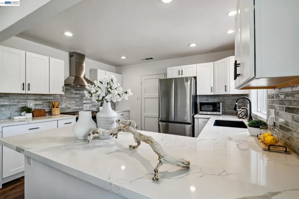 2107 Lessley Avenue Castro Valley CA 94546
