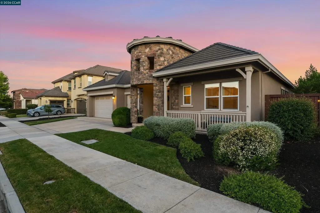 1945 Muirwood Loop Brentwood CA 94513