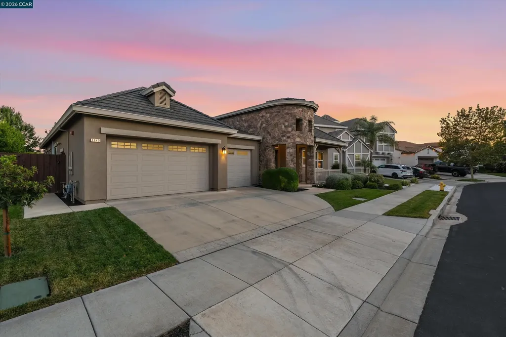 1945 Muirwood Loop Brentwood CA 94513