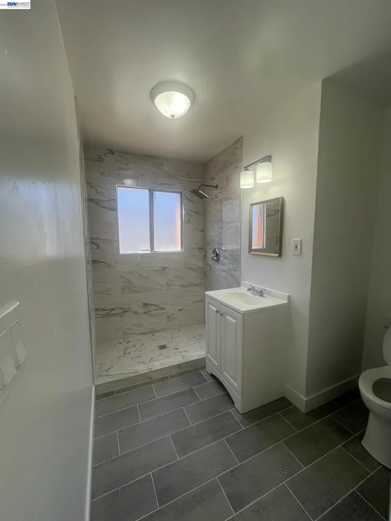 5152 Hilltop Drive El Sobrante CA 94803