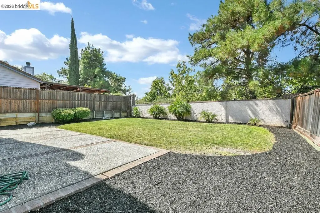 5104 Grass Valley Way Antioch CA 94531