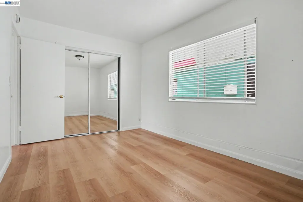 1110 Buena Vista Avenue Alameda CA 94501