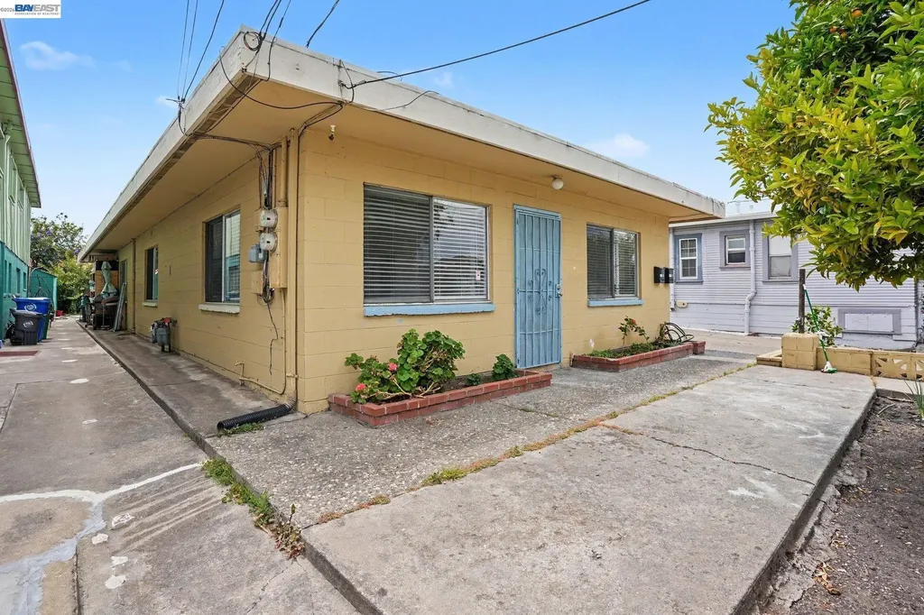 1110 Buena Vista Avenue Alameda CA 94501