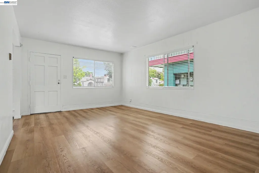 1110 Buena Vista Avenue Alameda CA 94501