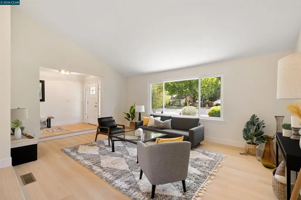 2082 Stratton Road Walnut Creek CA 94598