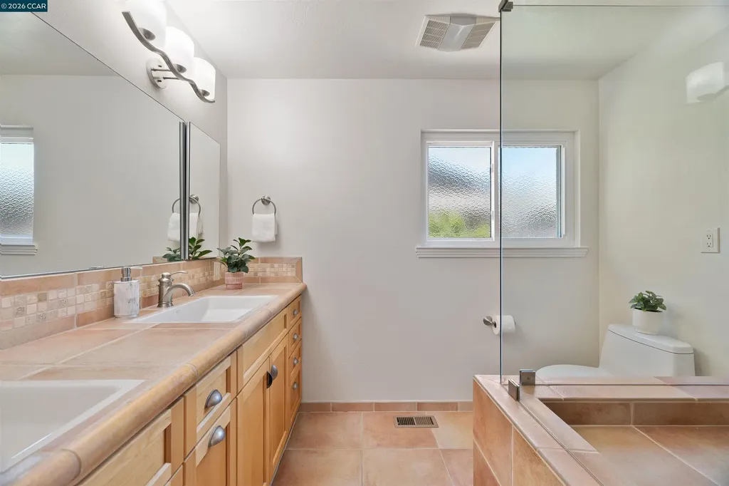 2082 Stratton Road Walnut Creek CA 94598