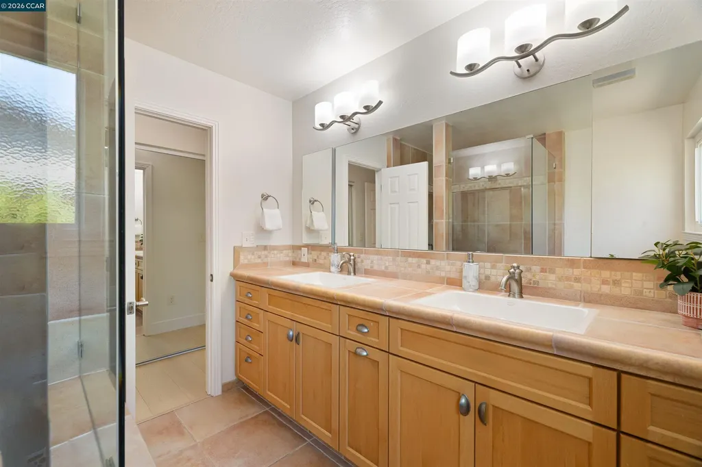 2082 Stratton Road Walnut Creek CA 94598