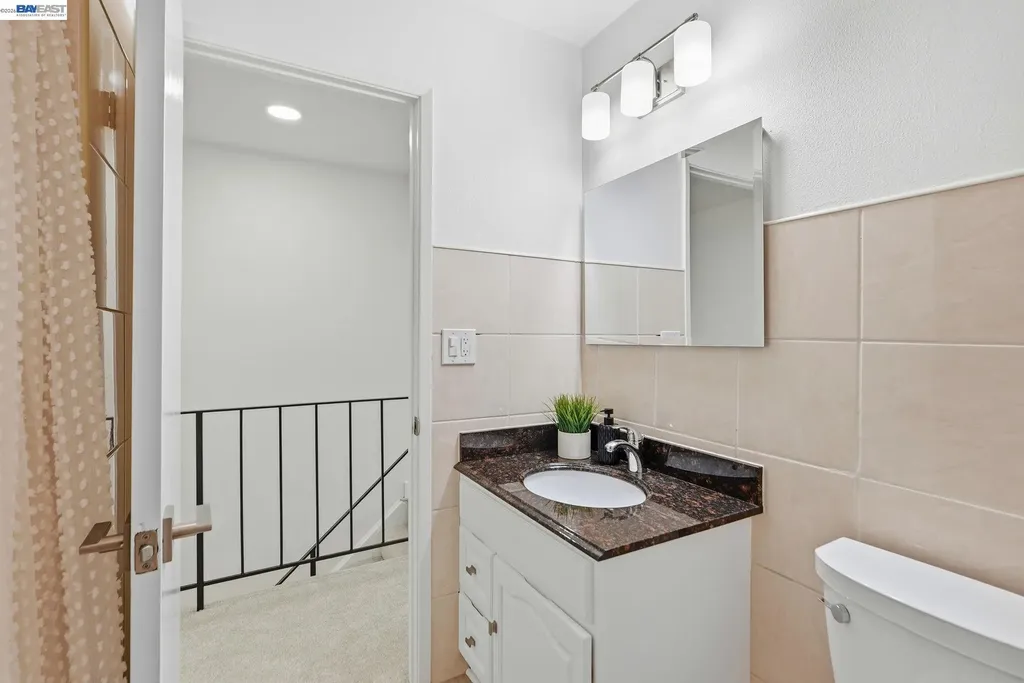 27540 Ponderosa Court Hayward CA 94545