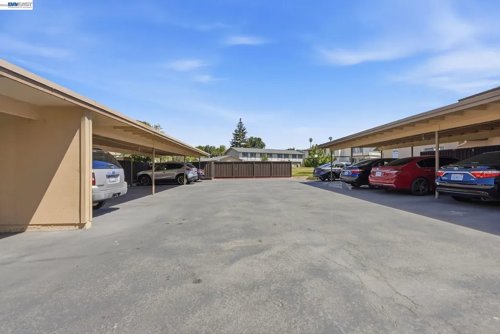 27540 Ponderosa Court Hayward CA 94545