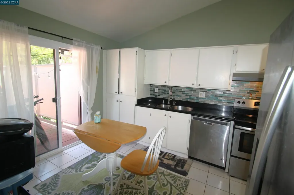 1506 Ashwood Drive Martinez CA 94553