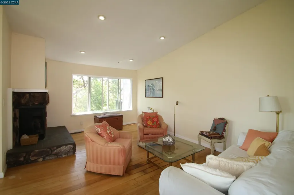 1506 Ashwood Drive Martinez CA 94553