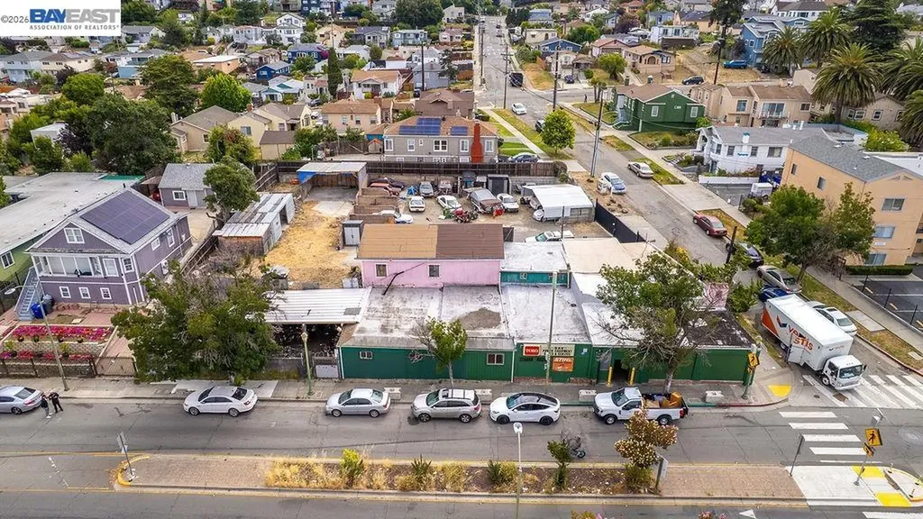 9346 Macarthur Boulevard Oakland CA 94605