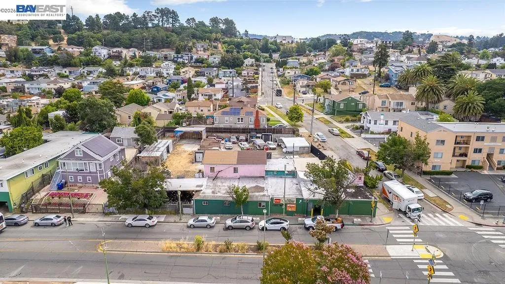 9346 Macarthur Boulevard Oakland CA 94605