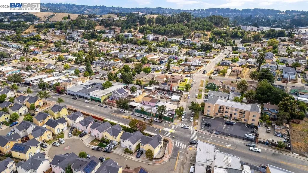 9346 Macarthur Boulevard Oakland CA 94605