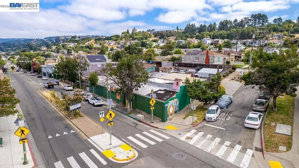 9346 Macarthur Boulevard Oakland CA 94605