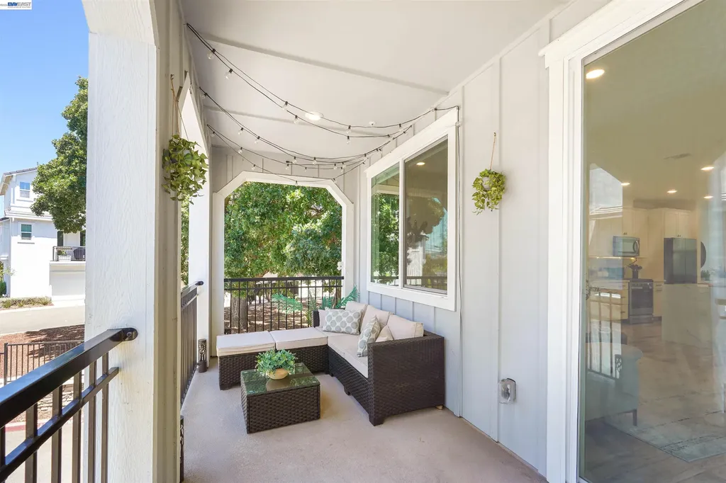 24107 Amaranth Loop Hayward CA 94541