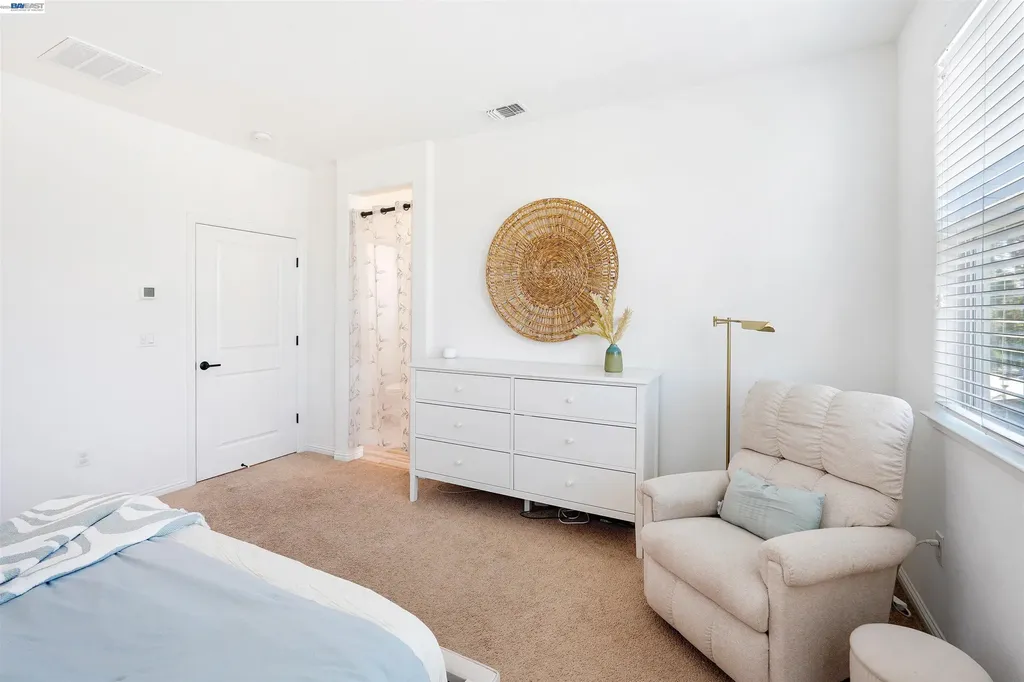 24107 Amaranth Loop Hayward CA 94541