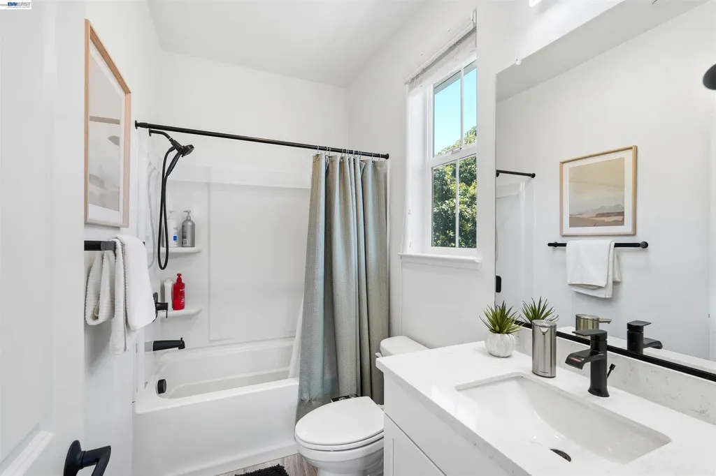 24107 Amaranth Loop Hayward CA 94541