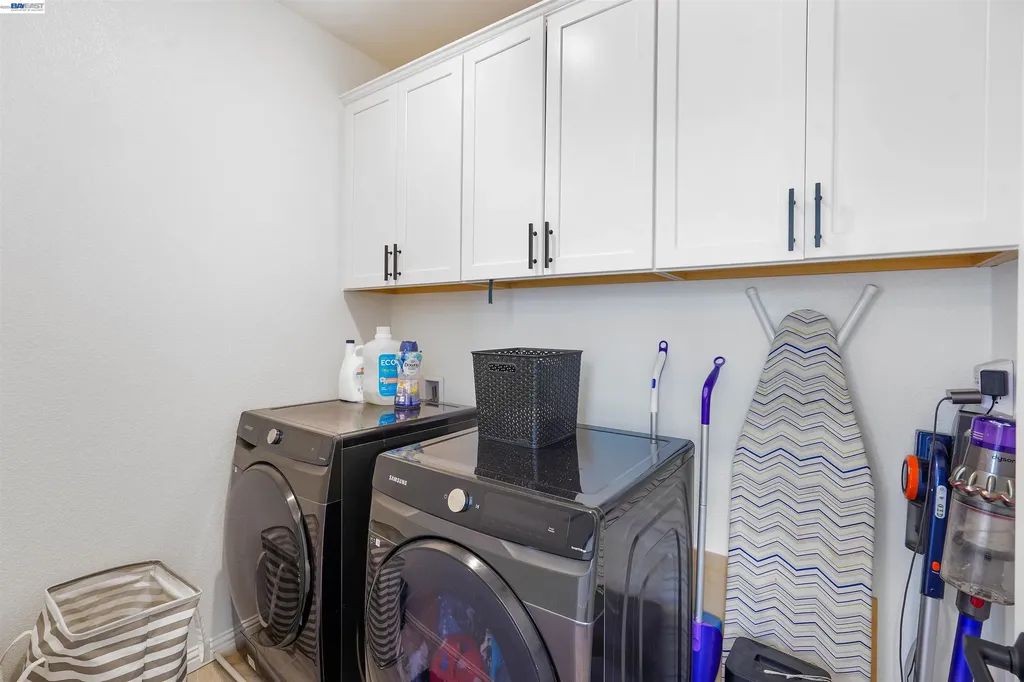 24107 Amaranth Loop Hayward CA 94541