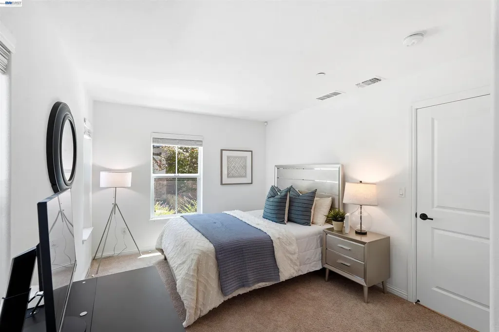 24107 Amaranth Loop Hayward CA 94541