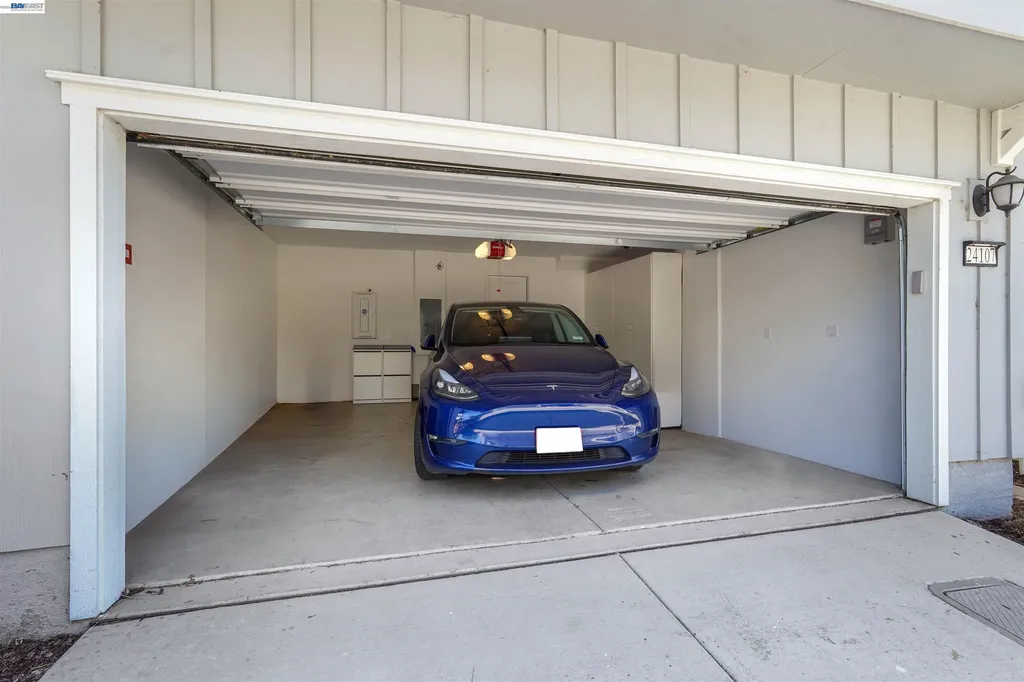 24107 Amaranth Loop Hayward CA 94541
