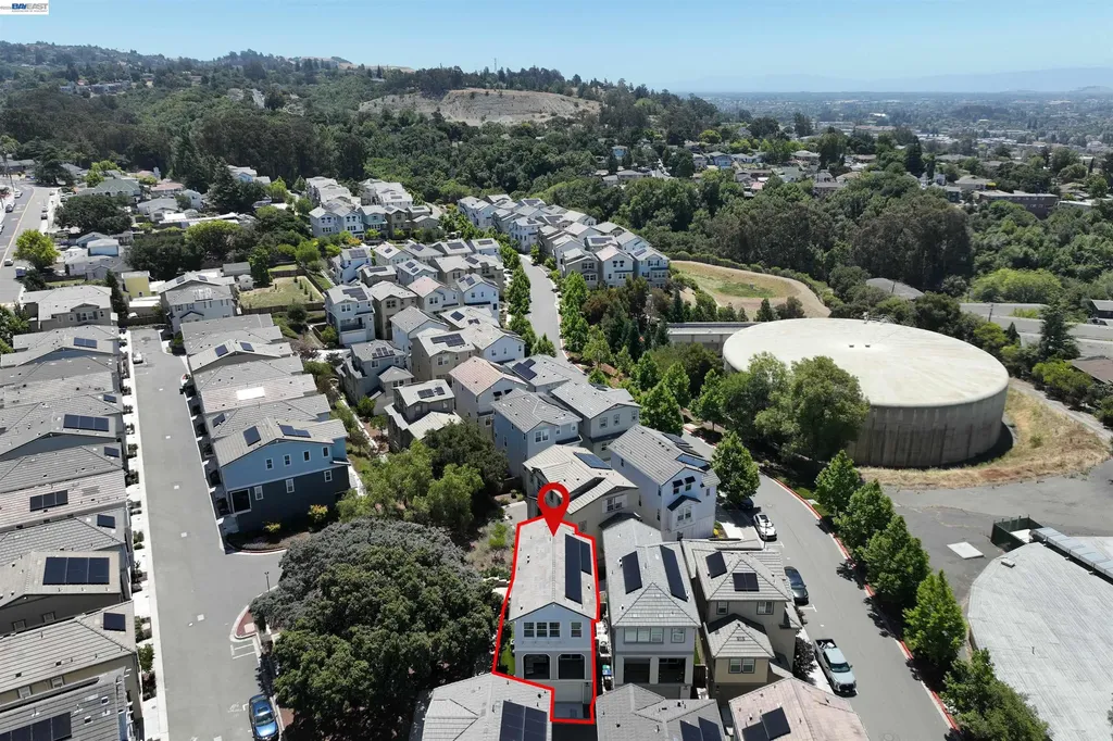 24107 Amaranth Loop Hayward CA 94541