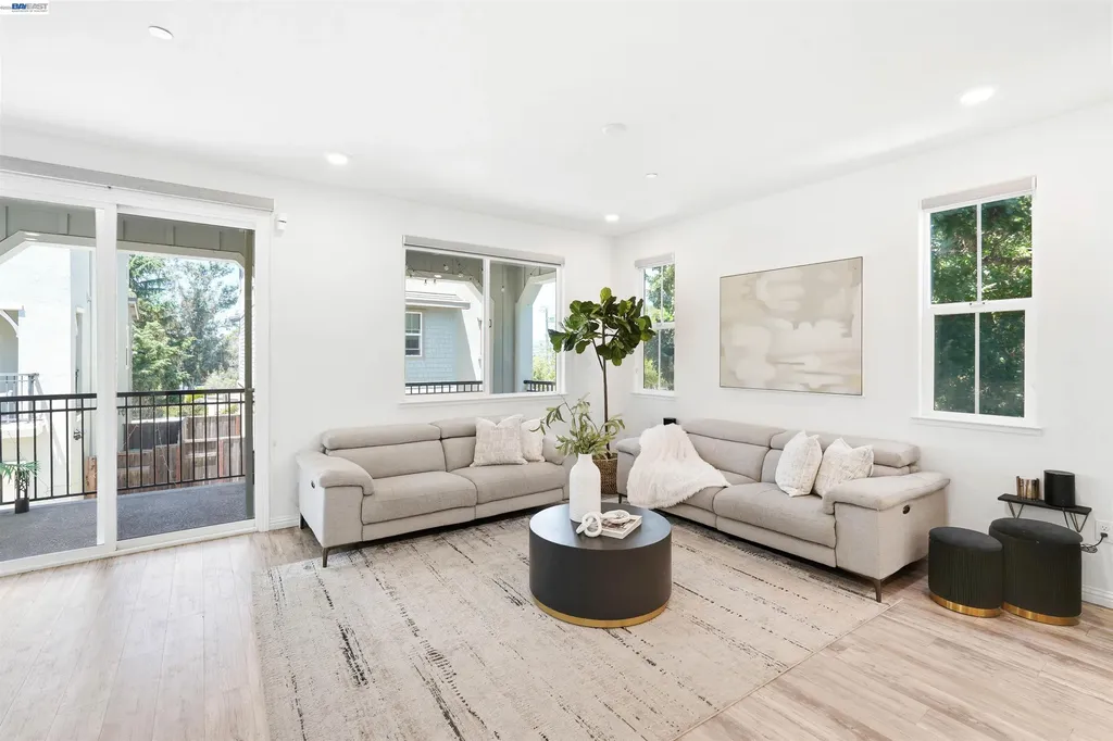 24107 Amaranth Loop Hayward CA 94541