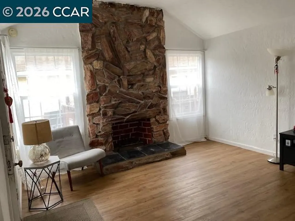 559 43rd Street Richmond CA 94805