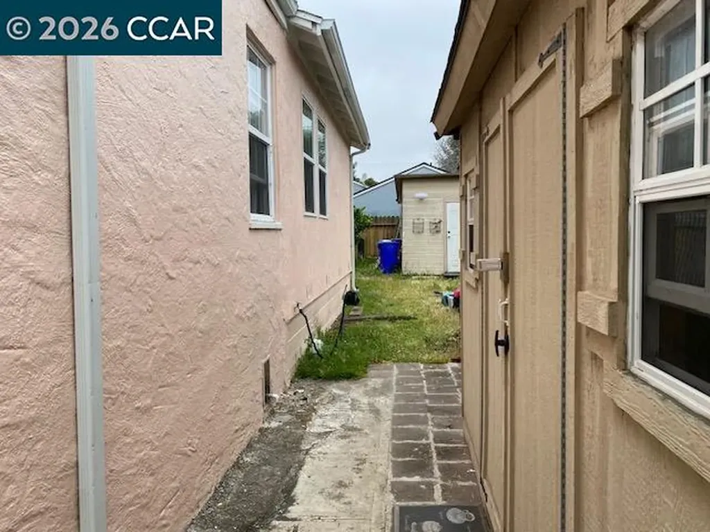 559 43rd Street Richmond CA 94805