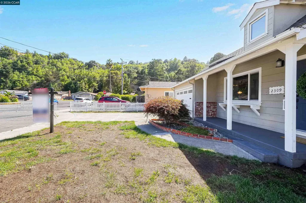 2309 Julia Court Pinole CA 94564