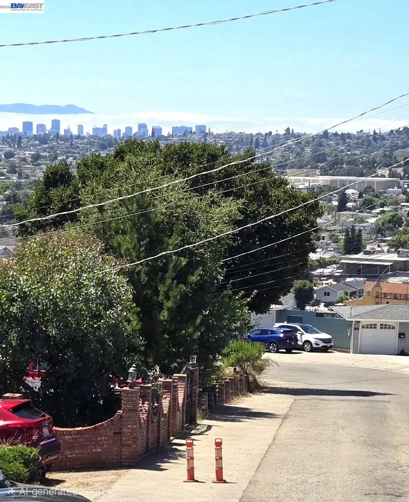 8600 Seneca Street Oakland CA 94605