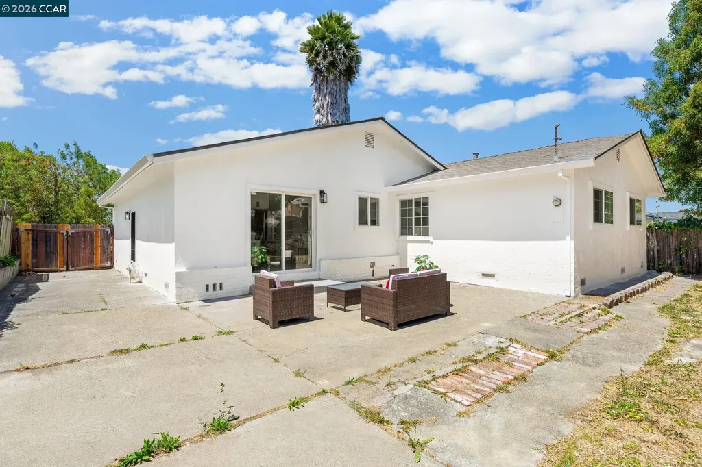 698 Mini Drive Vallejo CA 94589