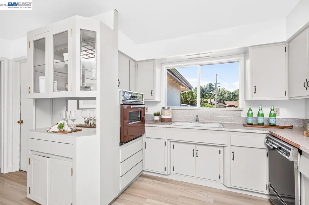 3510 Bridle Drive Hayward CA 94541