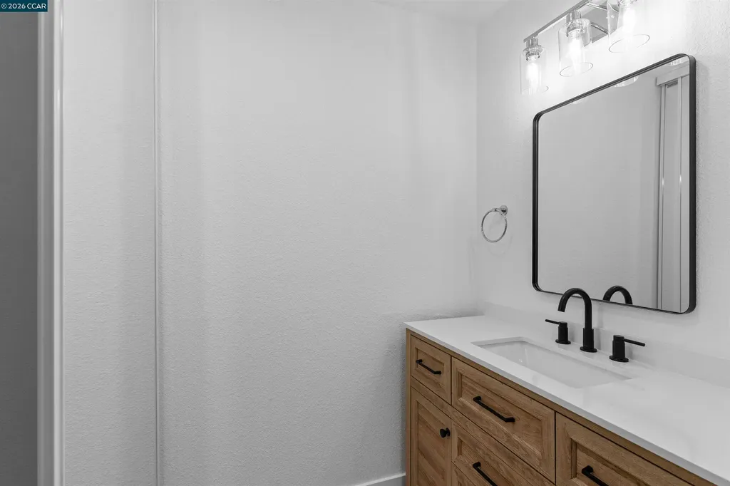 12 Merrimac Place Pittsburg CA 94565