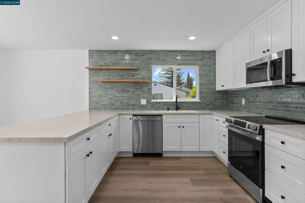 12 Merrimac Place Pittsburg CA 94565