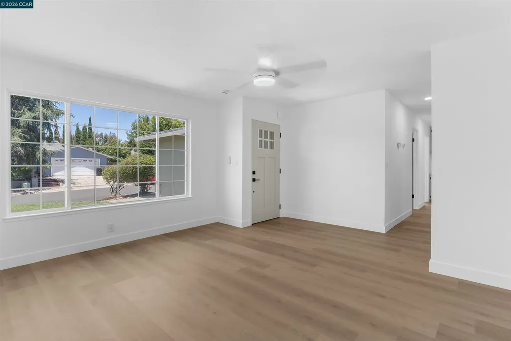 12 Merrimac Place Pittsburg CA 94565