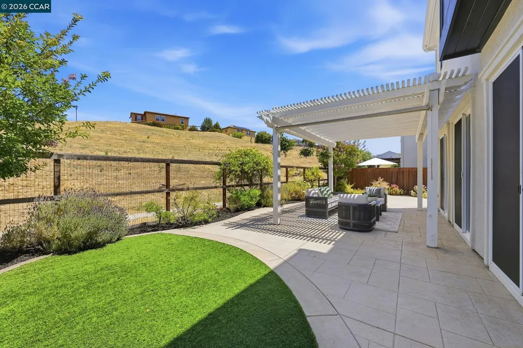 4658 Valley Vista Drive Dublin CA 94568