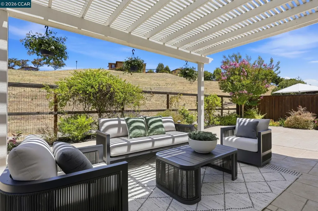 4658 Valley Vista Drive Dublin CA 94568