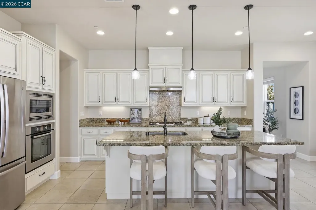 4658 Valley Vista Drive Dublin CA 94568
