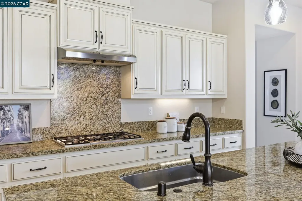 4658 Valley Vista Drive Dublin CA 94568