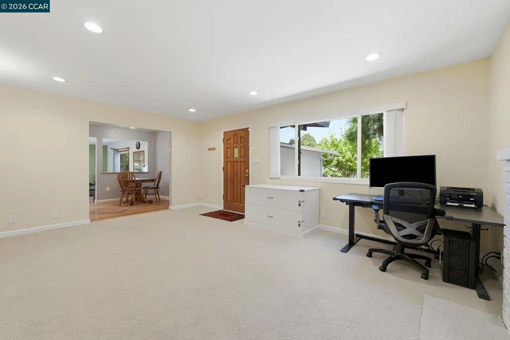 1501 Lassen Court Vallejo CA 94591