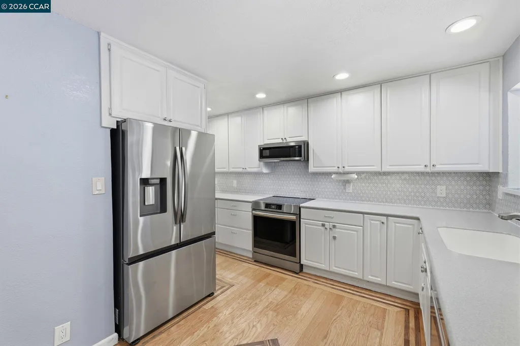 1501 Lassen Court Vallejo CA 94591