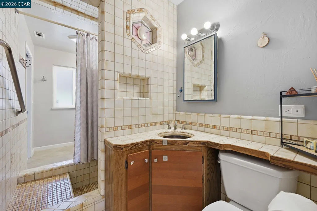 1501 Lassen Court Vallejo CA 94591