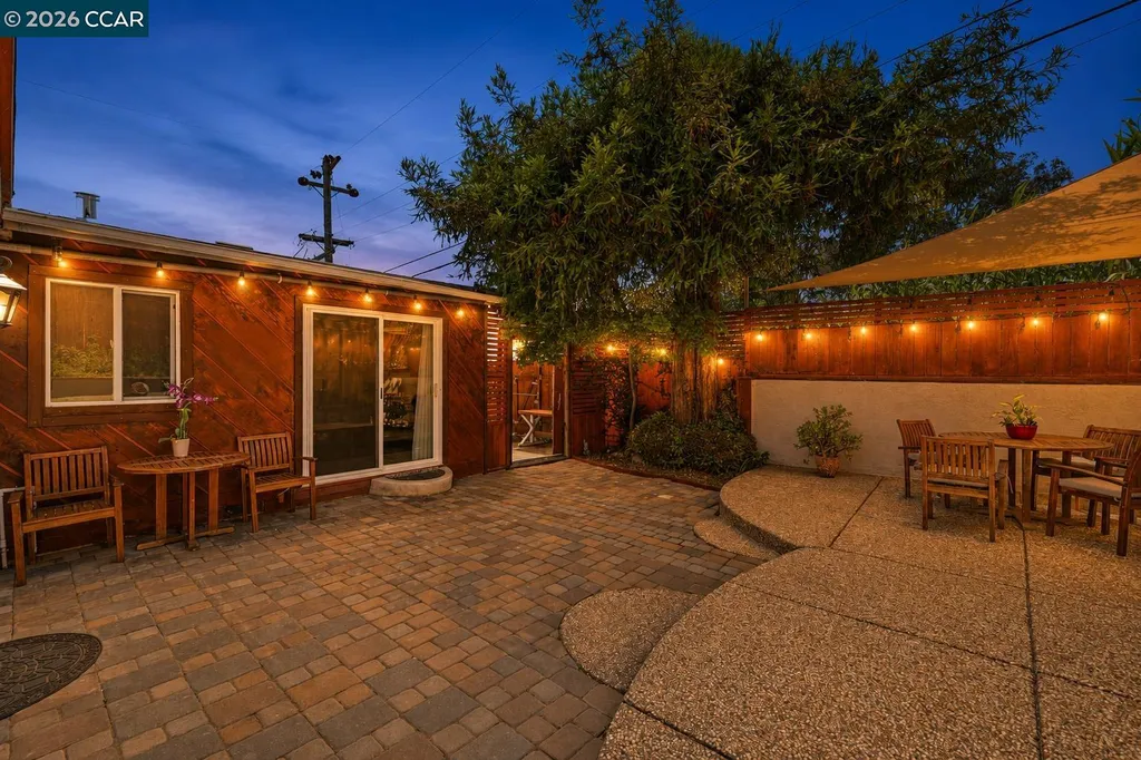 1501 Lassen Court Vallejo CA 94591