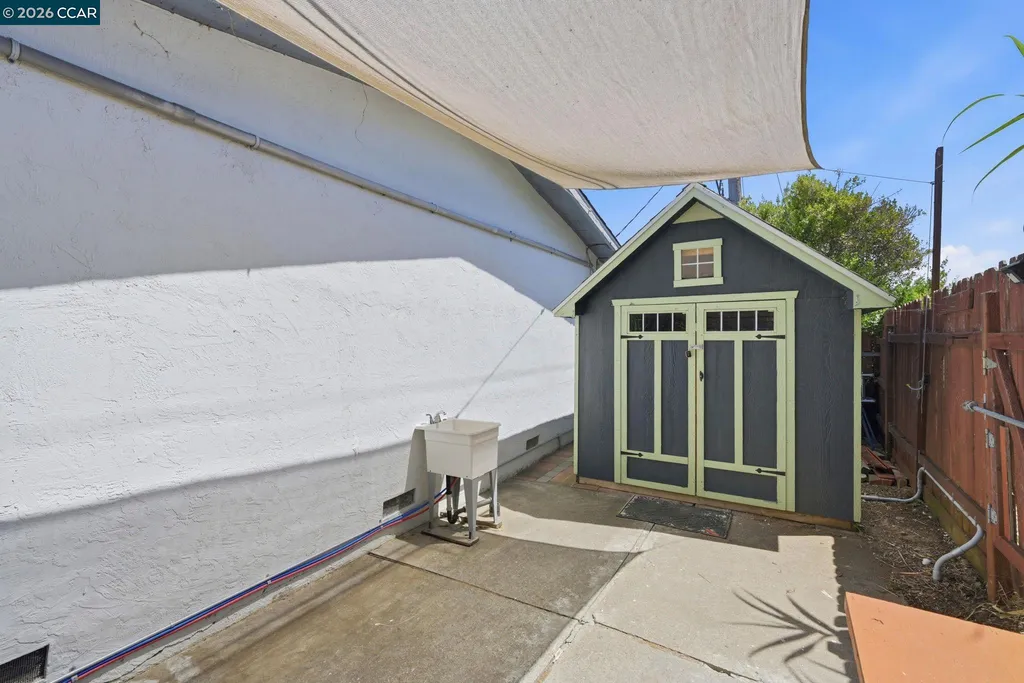 1501 Lassen Court Vallejo CA 94591