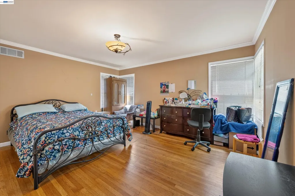 3521 Pierson Street Oakland CA 94619