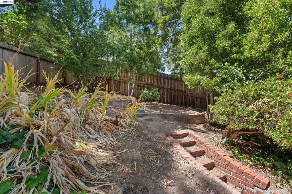 3521 Pierson Street Oakland CA 94619