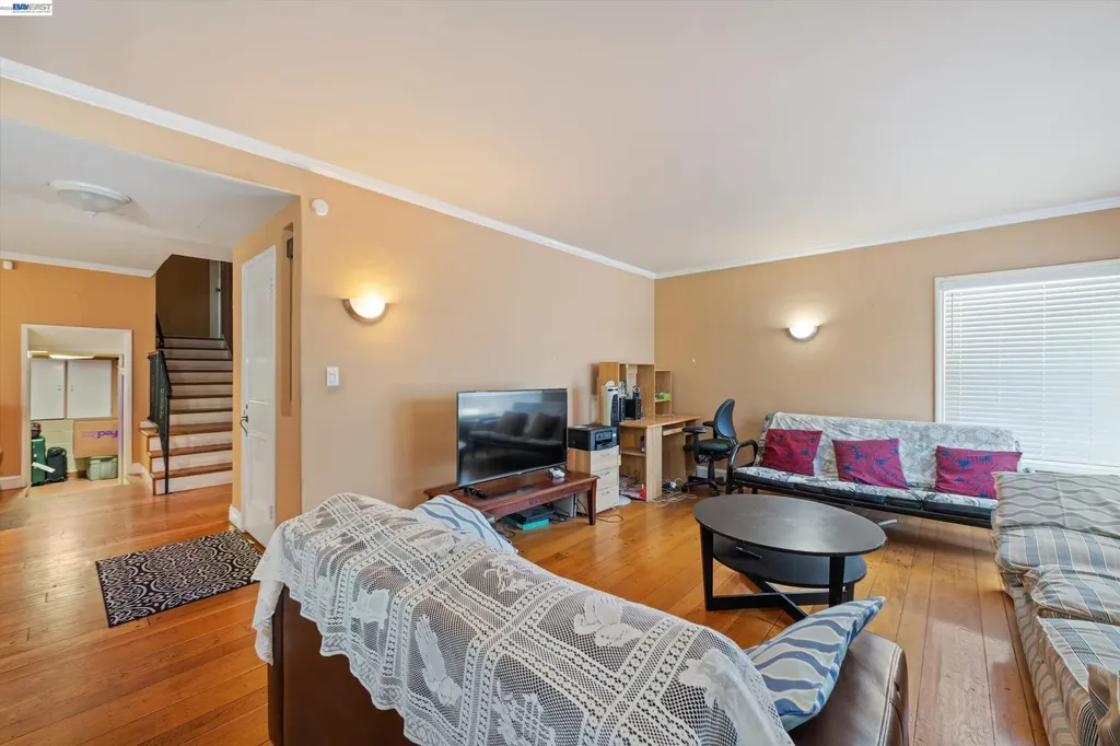 3521 Pierson Street Oakland CA 94619