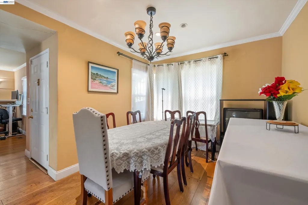 3521 Pierson Street Oakland CA 94619