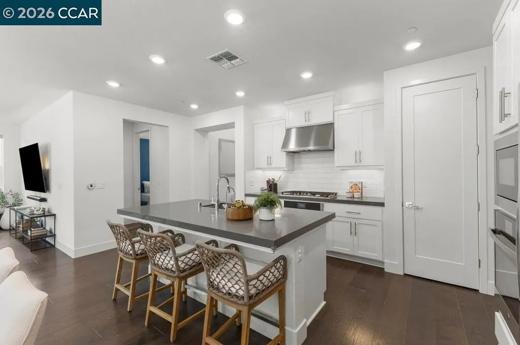 5772 Juniper Way Dublin CA 94568